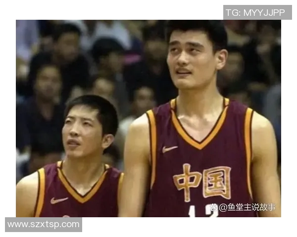 高大球员在篮球场上的风采与传奇故事探秘